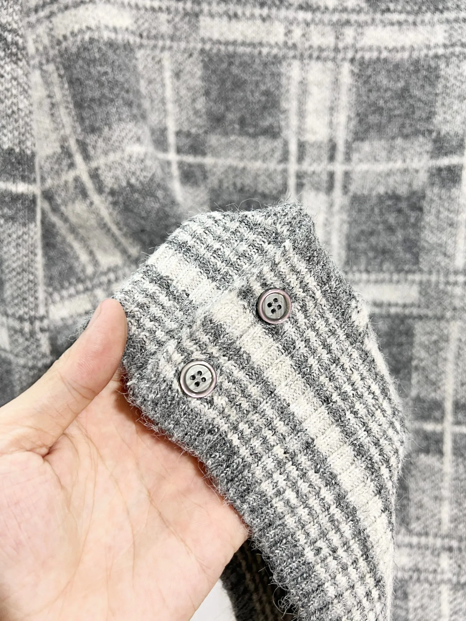 Thom Browne ➡️ ， Retro Same Style 2025ss Versatile : Gray Size：M-3XL